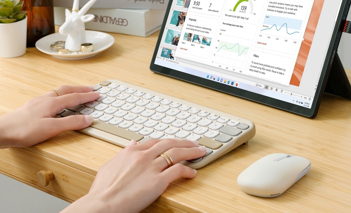Asus Marshmallow KW100 Green Tea Latte Bluetooth Keyboard